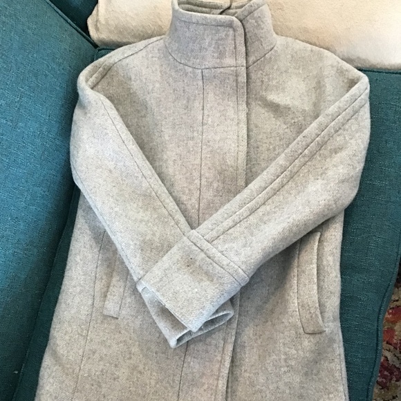 J.Crew Women's Cocoon Coat – Stadium Cloth, Tan Beige, Mid-Length, Full Zip (Size 00)